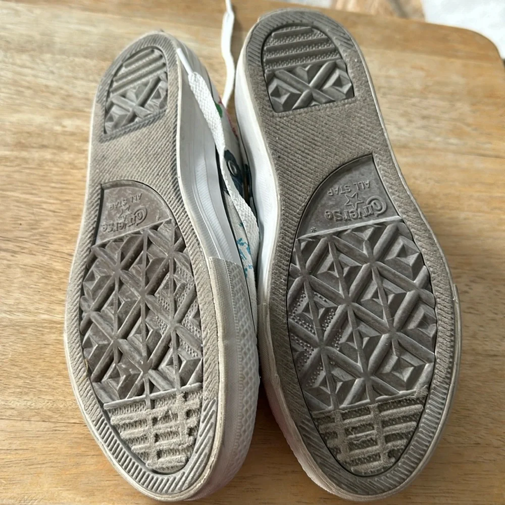 Converse shoes